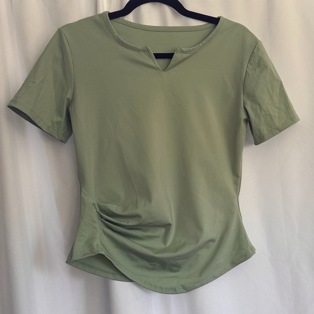 Workout Top XL NWOT